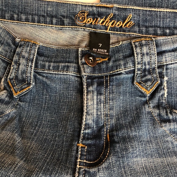 SouthPole Distressed Cuffed Cropped Jeans Sz 7 - Picture 2 of 4
